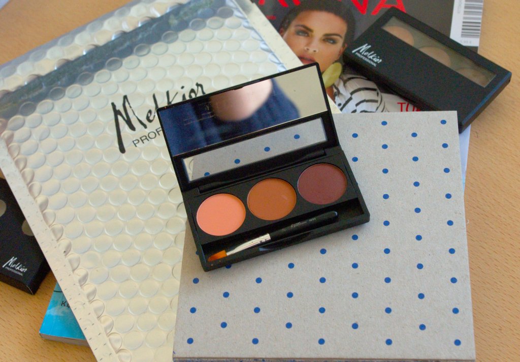 Atsiliepimas: "Melkior" trijų spalvų šešėlių paletė. Bricks Matt spalva